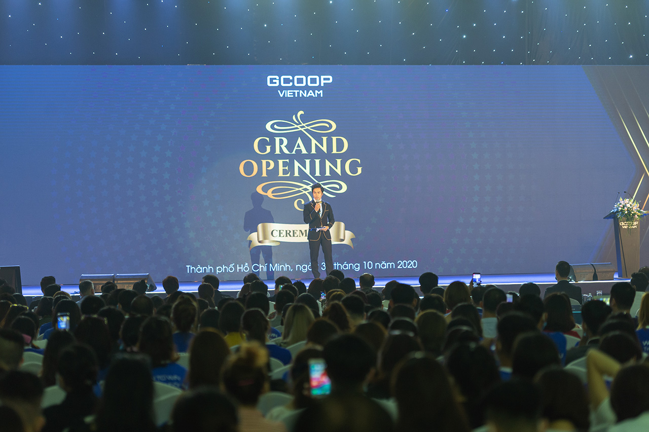 Khóa học "MC Sự kiện chuyên nghiệp"